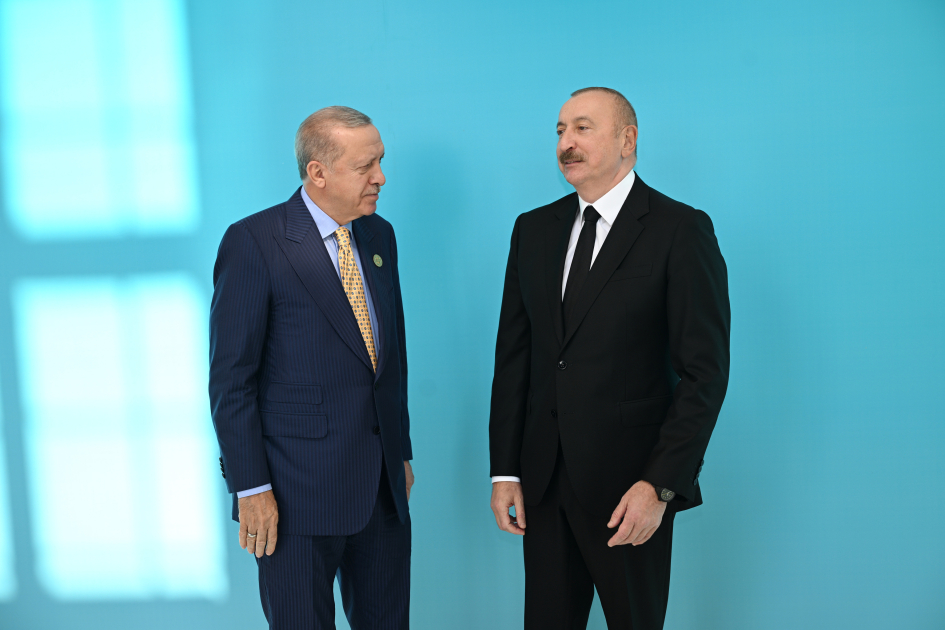 Президент Ильхам Алиев встретил в Габале глав государств и правительств, участвующих в 12-м Саммите Совета глав государств Организации тюркских государств (ФОТО)