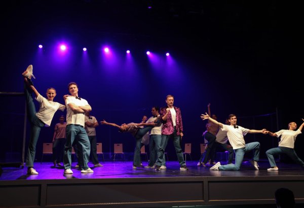В Баку пройдет трехдневная премьера спектакля "Ты – король" по хитам Элвиса Пресли (ВИДЕО, ФОТО)