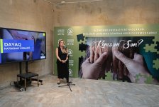 В Бакинском Доме фотографии открылась выставка, посвящённая болезни Альцгеймера (ФОТО)