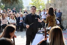 В Баку отметили Международный день пожилых людей красочным праздником (ФОТО)