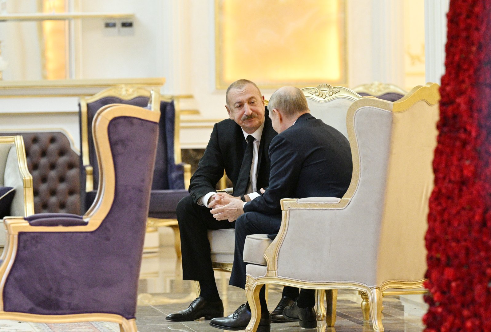 В Душанбе состоялась встреча Президента Ильхама Алиева с Президентом России Владимиром Путиным в формате один на один (ФОТО/ВИДЕО)