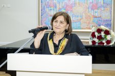 Ностальгия и чувства старого бакинца Арифа Алескерова - на открытии потрясающей экспозиции (ФОТО)