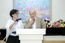 Ностальгия и чувства старого бакинца Арифа Алескерова - на открытии потрясающей экспозиции (ФОТО)