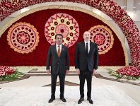 Президент Ильхам Алиев прибыл с визитом в Таджикистан (ФОТО)