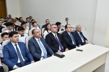 С участием выдающегося тариста Вамига Мамедалиева стартовал цикл мастер-классов известных деятелей культуры (ФОТО)