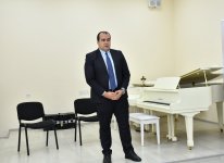 С участием выдающегося тариста Вамига Мамедалиева стартовал цикл мастер-классов известных деятелей культуры (ФОТО)