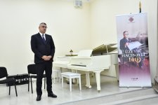 С участием выдающегося тариста Вамига Мамедалиева стартовал цикл мастер-классов известных деятелей культуры (ФОТО)