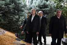 Президент Ильхам Алиев принял участие в неформальном ужине глав государств СНГ в Душанбе (ФОТО/ВИДЕО)