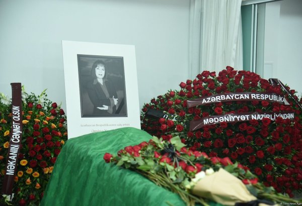 В Баку прошла церемония прощания с народной артисткой Азербайджана Аминой Юсифгызы (Обновлено)(ФОТО)