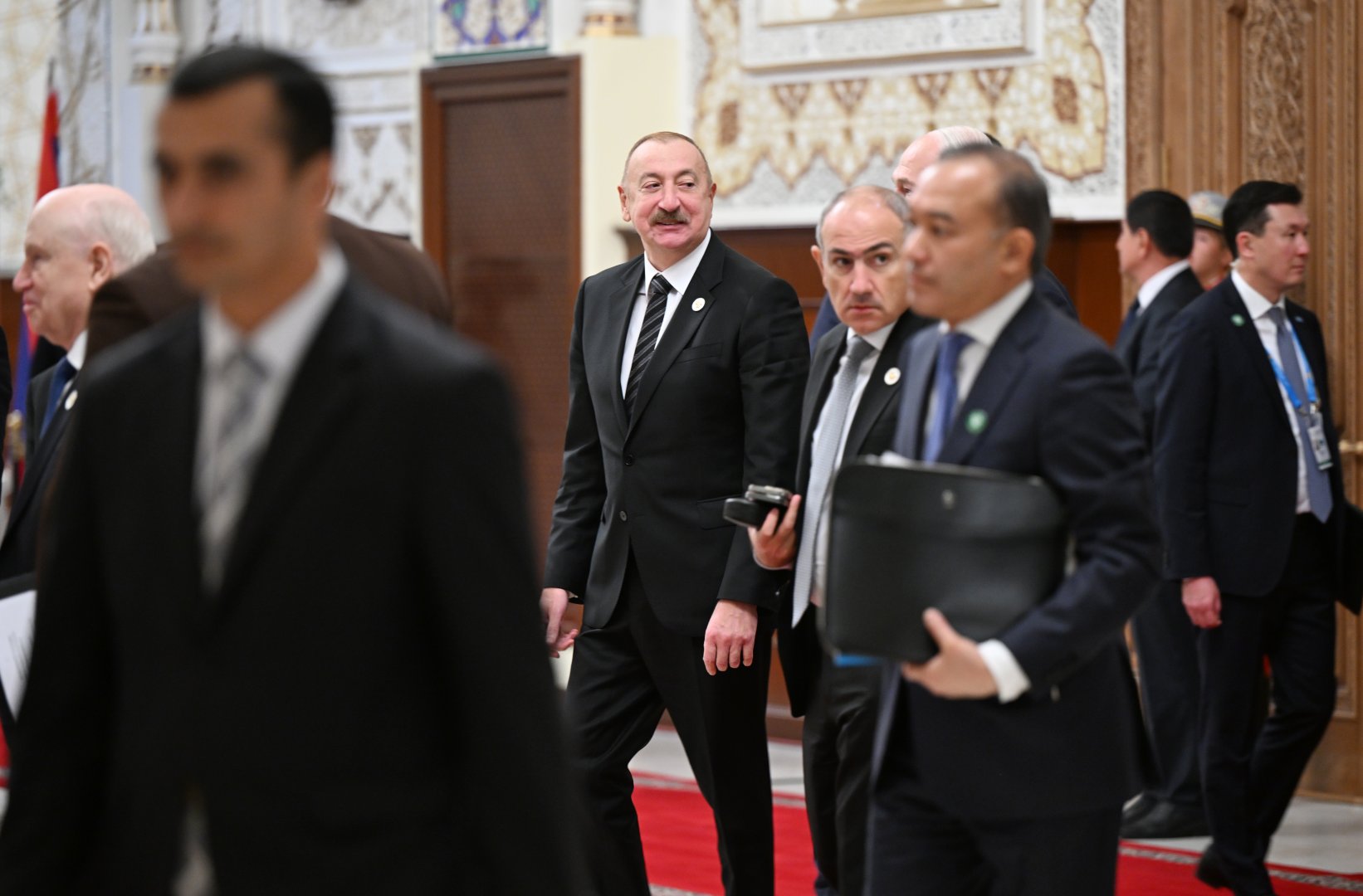 Президент Ильхам Алиев принял участие в заседании Совета глав государств СНГ в расширенном составе (ФОТО/ВИДЕО)