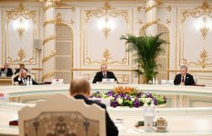 Президент Ильхам Алиев выступил на заседании Совета глав государств СНГ в узком составе (ФОТО/ВИДЕО)
