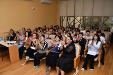 С участием выдающегося тариста Вамига Мамедалиева стартовал цикл мастер-классов известных деятелей культуры (ФОТО)