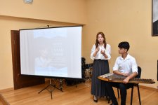 С участием выдающегося тариста Вамига Мамедалиева стартовал цикл мастер-классов известных деятелей культуры (ФОТО)