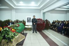 В Баку прошла церемония прощания с народной артисткой Азербайджана Аминой Юсифгызы - обновлено (ФОТО)