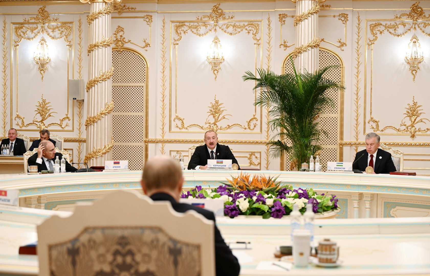 Президент Ильхам Алиев выступил на заседании Совета глав государств СНГ в узком составе (ФОТО/ВИДЕО)