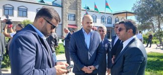 Участники международной конференции совершили намаз в Зангиланской мечети (ФОТО)
