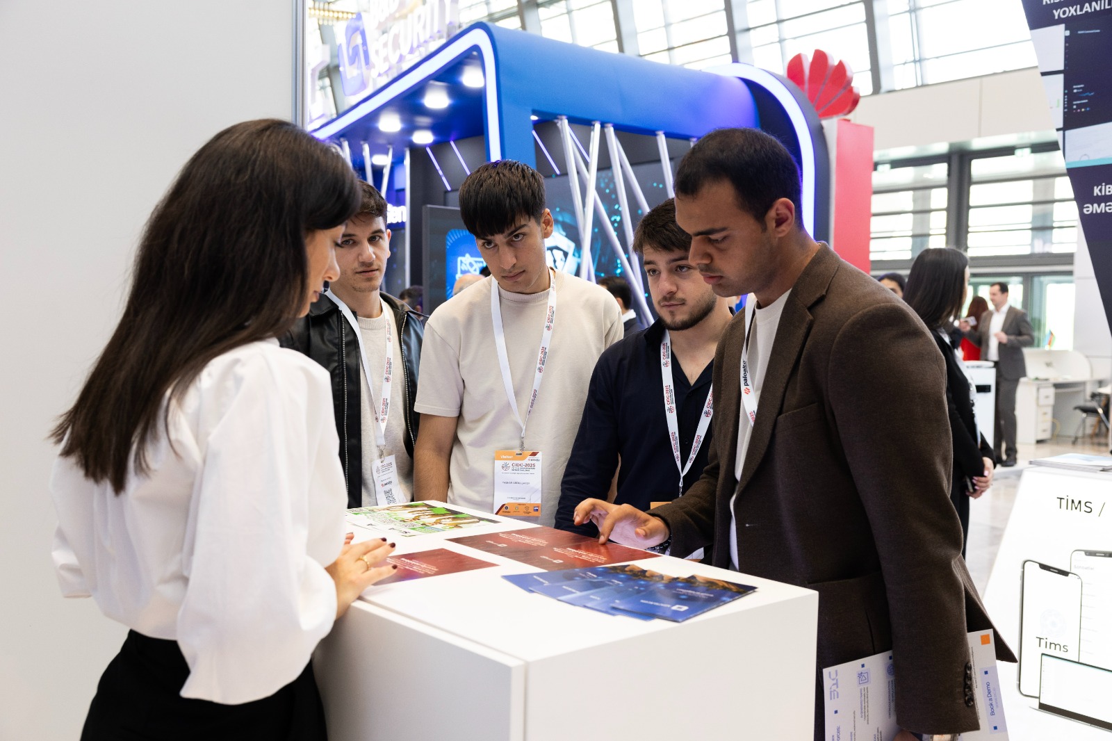 Компания «AzInTelecom» приняла участие в конференции по кибербезопасности «CIDC-2025» (ФОТО)