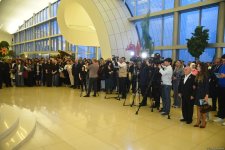 В Баку состоялось торжественное открытие Дней культуры Туркменистана -национальные костюмы, ювелирные украшения, концерт (ФОТО)