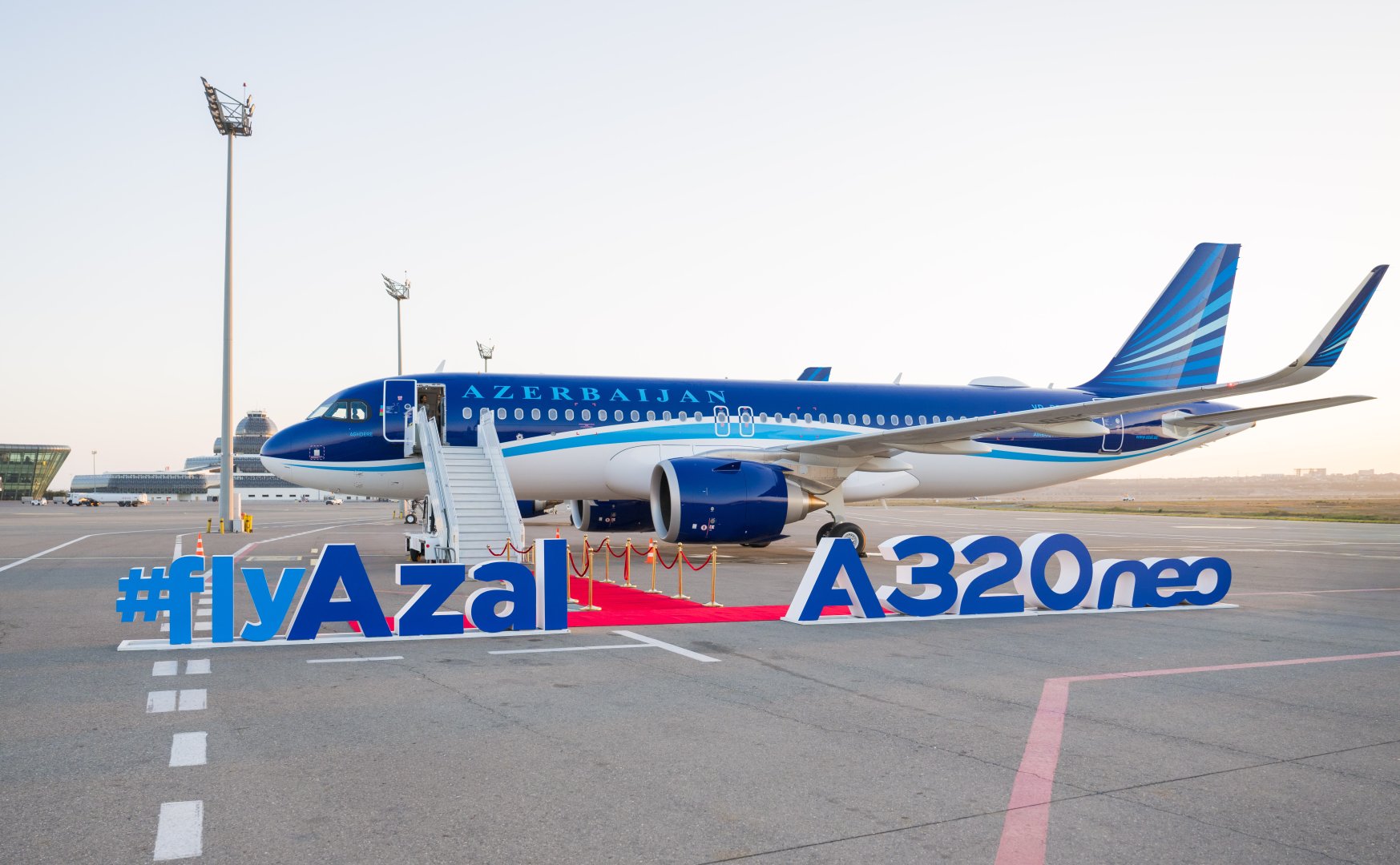 AZAL продолжает обновление флота: второй новый Airbus A320neo прибыл в Баку в этом году (ФОТО)