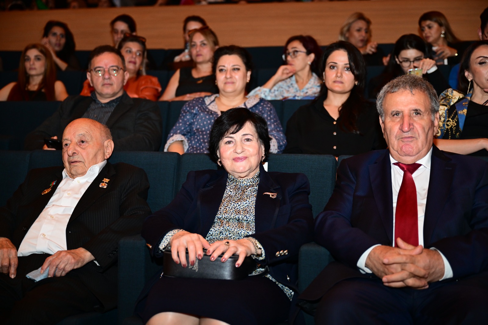 В Баку состоялось торжественное открытие Дней культуры Туркменистана -национальные костюмы, ювелирные украшения, концерт (ФОТО)