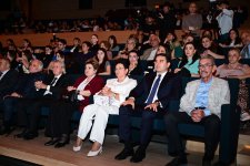 В Баку состоялось торжественное открытие Дней культуры Туркменистана -национальные костюмы, ювелирные украшения, концерт (ФОТО)