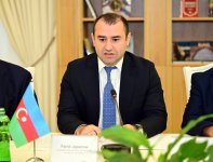 В Национальной библиотеке Азербайджана открыт "Уголок литературы Туркменистана" (ФОТО)