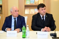 В Национальной библиотеке Азербайджана открыт "Уголок литературы Туркменистана" (ФОТО)