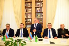 В Национальной библиотеке Азербайджана открыт "Уголок литературы Туркменистана" (ФОТО)