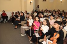 В Баку организована серия мастер-классов известных музыкантов (ФОТО)