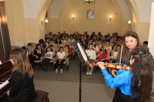 В Баку организована серия мастер-классов известных музыкантов (ФОТО)