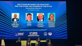 В Баку проходит международная конференция на тему "Отношения между судебной властью и другими ветвями власти" (ФОТО)
