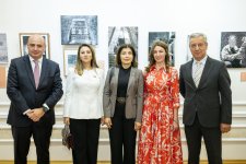 Обещание лучшего будущего... Из Мексики в Азербайджан - открылась выставка Музея Диего Риверы Анауакалли (ФОТО)