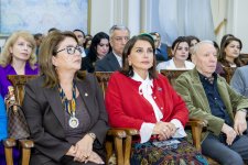 Обещание лучшего будущего... Из Мексики в Азербайджан - открылась выставка Музея Диего Риверы Анауакалли (ФОТО)