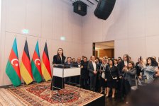 Лейла Алиева и Арзу Алиева присутствовали на открытии международной художественной выставки MAMA «Мать-природа» в Берлине (ФОТО)