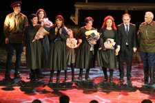 В Тбилиси с большим успехом прошел показ азербайджанского спектакля "Шюкрия" (ФОТО)