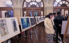 В Тбилиси с большим успехом прошел показ азербайджанского спектакля "Шюкрия" (ФОТО)