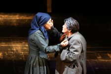 В Тбилиси с большим успехом прошел показ азербайджанского спектакля "Шюкрия" (ФОТО)