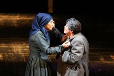 В Тбилиси с большим успехом прошел показ азербайджанского спектакля "Шюкрия" (ФОТО)