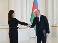 Президент Ильхам Алиев принял верительные грамоты новоназначенного руководителя представительства Европейского Союза в Азербайджане (ФОТО/ВИДЕО)