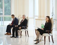 Президент Ильхам Алиев принял верительные грамоты новоназначенного руководителя представительства Европейского Союза в Азербайджане (ФОТО/ВИДЕО)