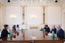 Президент Ильхам Алиев принял исполнительного директора Программы ООН по населенным пунктам (ФОТО/ВИДЕО)