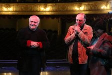 В Тбилиси с большим успехом прошел показ азербайджанского спектакля "Шюкрия" (ФОТО)