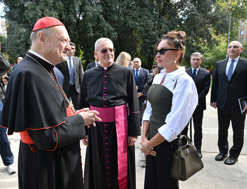 Первый вице-президент Мехрибан Алиева приняла участие в церемонии открытия проекта реставрации катакомб Святой Коммодиллы в Ватикане (ФОТО/ВИДЕО)
