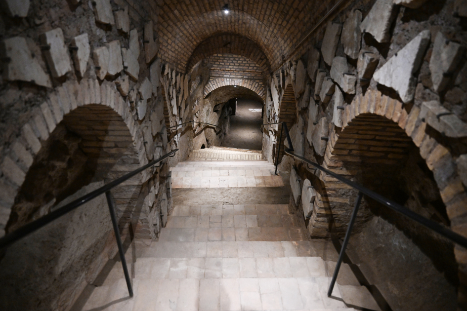 Первый вице-президент Мехрибан Алиева приняла участие в церемонии открытия проекта реставрации катакомб Святой Коммодиллы в Ватикане (ФОТО/ВИДЕО)