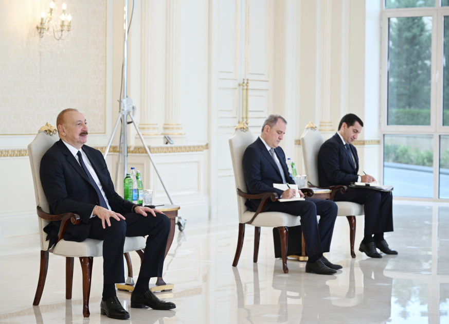 Президент Ильхам Алиев принял верительные грамоты новоназначенного руководителя представительства Европейского Союза в Азербайджане (ФОТО/ВИДЕО)