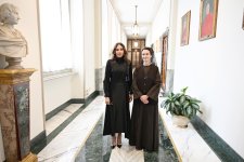 Первый вице-президент Мехрибан Алиева встретилась с президентом Губернаторства Государства-Городa Ватикан (ФОТО)