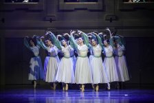 Триумф мировой премьеры балета "Два ковра" в Астане - потрясающее искусство Mosaic Del Arte по азербайджанской легенде (ФОТО)