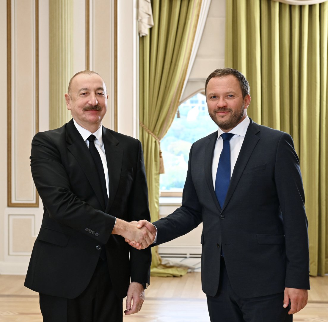 Президент Ильхам Алиев принял министра иностранных дел Эстонии (ФОТО/ВИДЕО)