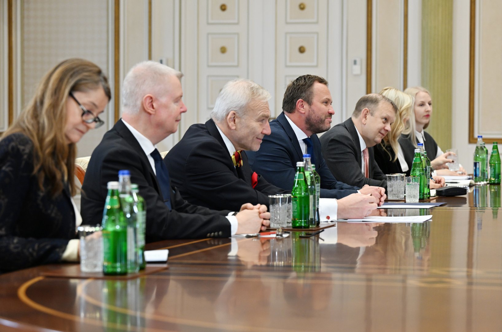 Президент Ильхам Алиев принял министра иностранных дел Эстонии (ФОТО/ВИДЕО)