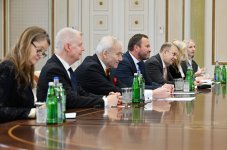 Президент Ильхам Алиев принял министра иностранных дел Эстонии (ФОТО/ВИДЕО)